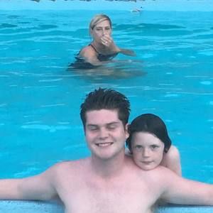 Meet your Posher, Miles